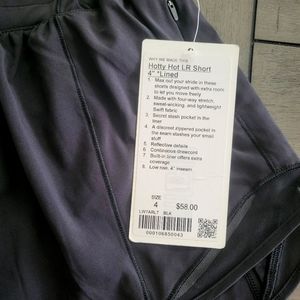 Lululemon Hotty Hot 4" Short Brand New